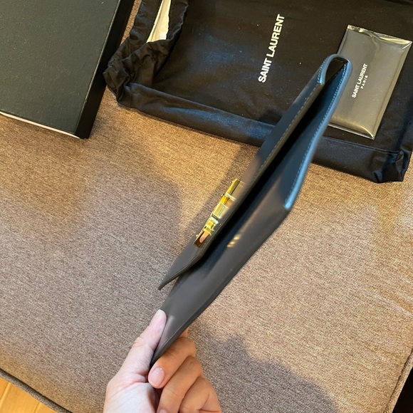 YSL Dark Smog Pouch